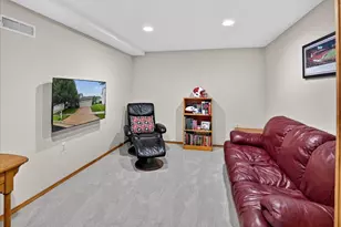 1210 Twinleaf Ln, Madison, WI 53719 - Photo 16
