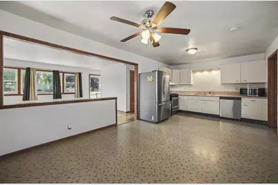 2348 Pioneer Drive, Beloit, WI 53511 - Photo 10