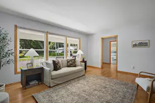 300 Plympton St, Verona, WI 53593 - Photo 4