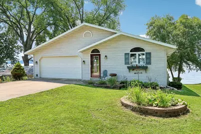W12035 Baltic Avenue, Merrimac, WI 53561 - Photo 2