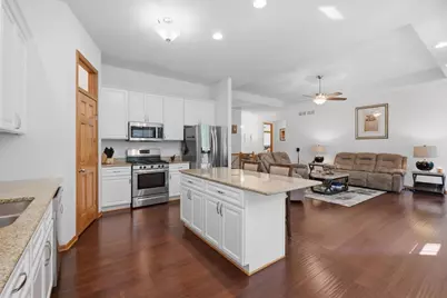 11611 N Woodsview Crossing, Edgerton, WI 53534 - Photo 12