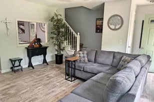 246 Ba-Wood Ln, Janesville, WI 53545 - Photo 8