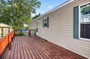 889 Norman Dr, Stoughton, WI 53589 - Photo 14