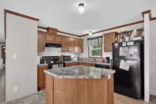 889 Norman Dr, Stoughton, WI 53589 - Photo 2