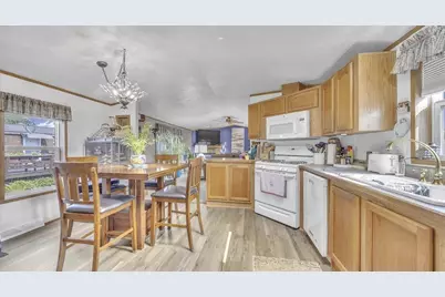 33 S Hiawatha Circle #33, Sheboygan, WI 53081 - Photo 10