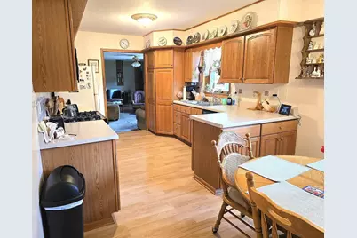 2424 Shopiere Road, Beloit, WI 53511 - Photo 8