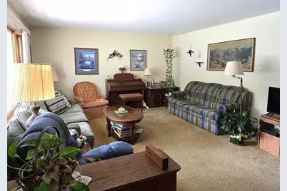 2424 Shopiere Road, Beloit, WI 53511 - Photo 2