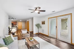 8206 Starr Grass Dr, Madison, WI 53719 - Photo 14