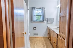 1634 S Arch St, Janesville, WI 53546 - Photo 10