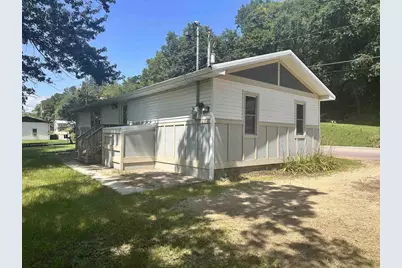 349 Spring Street, Lynxville, WI 54626 - Photo 1