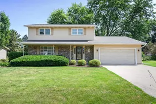 491 Summit Ave, Sun Prairie, WI 53590 - Photo 1