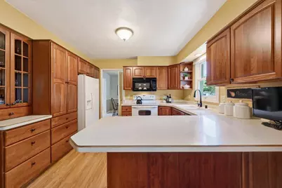 491 Summit Avenue, Sun Prairie, WI 53590 - Photo 24