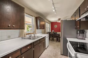212 Major Way, Sun Prairie, WI 53590 - Photo 10