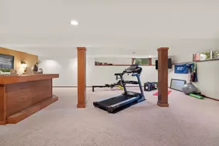 916 Forest View Dr, Verona, WI 53593 - Photo 34