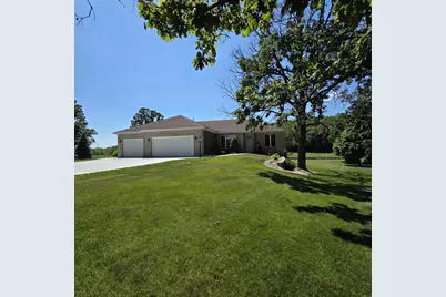 23 Heather Drive, Cottage Grove, WI 53527 - Photo 2