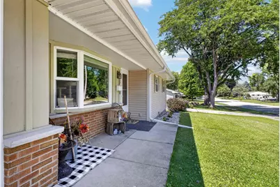 817 Rice Street, Horicon, WI 53032 - Photo 14