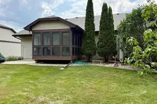 9110 Waterside St, Madison, WI 53562 - Photo 30