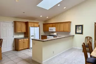 9110 Waterside St, Madison, WI 53562 - Photo 6