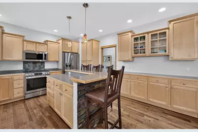 500 Pleasant Valley Parkway, Waunakee, WI 53597 - Photo 8