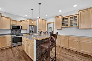 500 Pleasant Valley Pkwy, Waunakee, WI 53597 - Photo 8