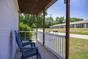 606 Bluff St, Necedah, WI 54646 - Photo 2
