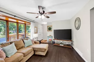 5302 Starker Ave, Madison, WI 53716 - Photo 4