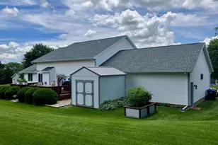 304 N Atwood Ln, Deerfield, WI 53531 - Photo 2