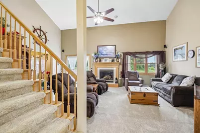 304 N Atwood Lane, Deerfield, WI 53531 - Photo 8