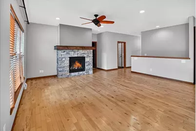 8927 Sunstone Lane, Middleton, WI 53562 - Photo 16