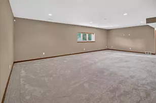 8927 Sunstone Ln, Middleton, WI 53562 - Photo 32