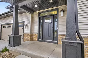 4525 Hooded Merganser Dr, Middleton, WI 53562 - Photo 4