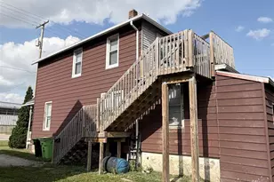 219 W Mill St, Beaver Dam, WI 53916 - Photo 2