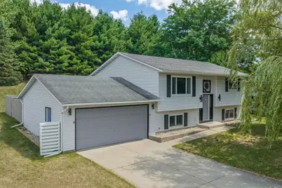 937 Justin Circle, Reedsburg, WI 53959 - Photo 1