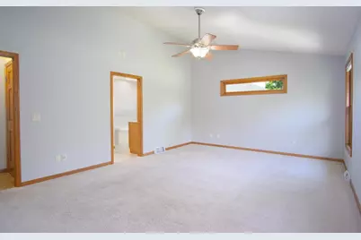 3096 Castleton Crossing, Sun Prairie, WI 53590 - Photo 20