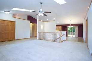3096 Castleton Xing, Sun Prairie, WI 53590 - Photo 4