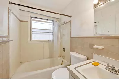614 Emerson Street, Madison, WI 53715 - Photo 8