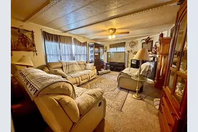 122 Falling Creek Circle, Janesville, WI 53548 - Photo 8