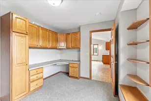 615 Kensington Square, Stoughton, WI 53589 - Photo 22