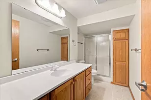 615 Kensington Square, Stoughton, WI 53589 - Photo 32