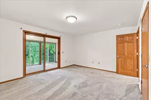 615 Kensington Square, Stoughton, WI 53589 - Photo 18