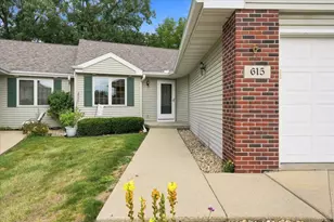 615 Kensington Square, Stoughton, WI 53589 - Photo 4