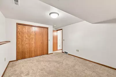 615 Kensington Square, Stoughton, WI 53589 - Photo 30