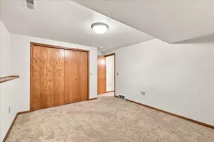 615 Kensington Square, Stoughton, WI 53589 - Photo 30