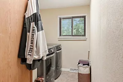 546 E North Street, Whitewater, WI 53190 - Photo 18