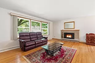 6 Barron Ct, Madison, WI 53705 - Photo 2