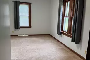 N5889 S Crystal Lake Rd, Beaver Dam, WI 53916 - Photo 32