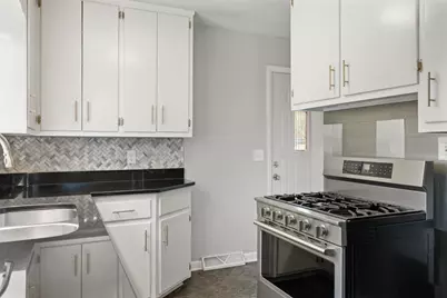 621 S Segoe Road, Madison, WI 53711 - Photo 10