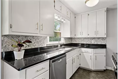 621 S Segoe Road, Madison, WI 53711 - Photo 8