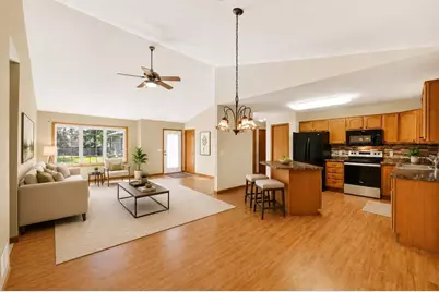 601 Viking View Drive #8, Reedsburg, WI 53959 - Photo 10