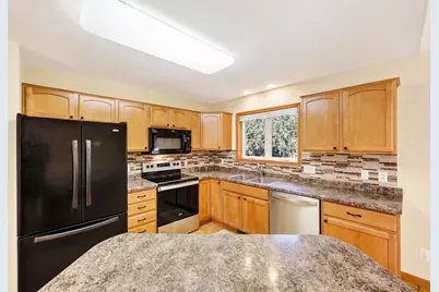 601 Viking View Drive #8, Reedsburg, WI 53959 - Photo 14